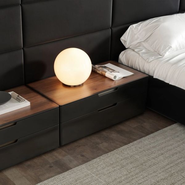 Atlanta Black — Bett