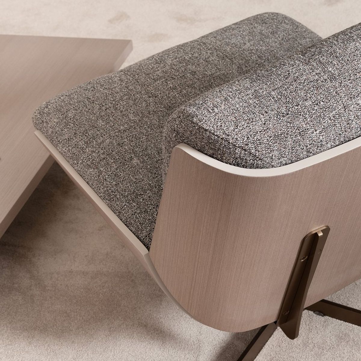 Monett Aura, Bild 17